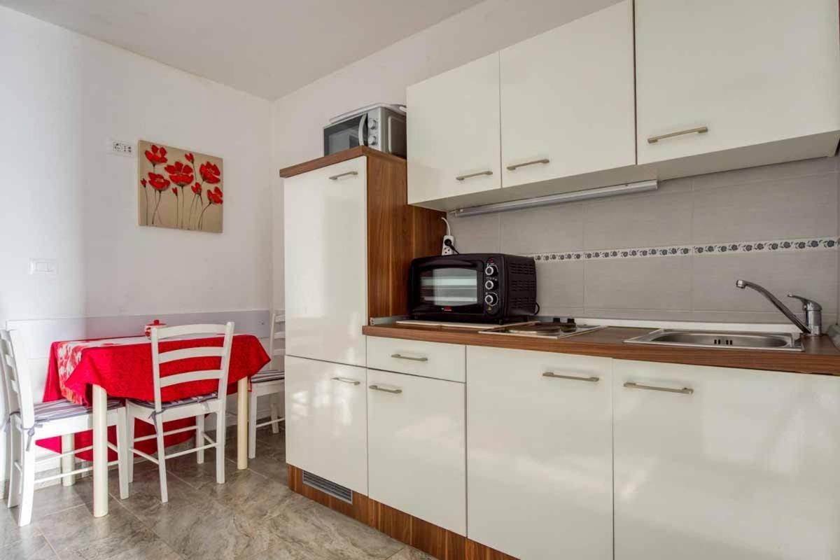 Apartments Ina & Ika Rovinj Exterior foto
